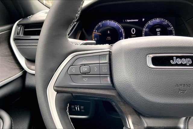 2026 Jeep Grand Cherokee L Laredo Altitude