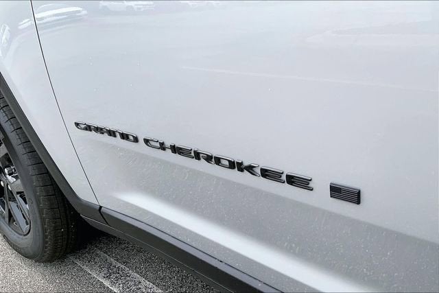 2026 Jeep Grand Cherokee L Laredo Altitude