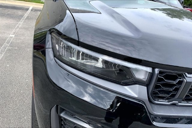 2027 Jeep Grand Cherokee L Laredo Altitude