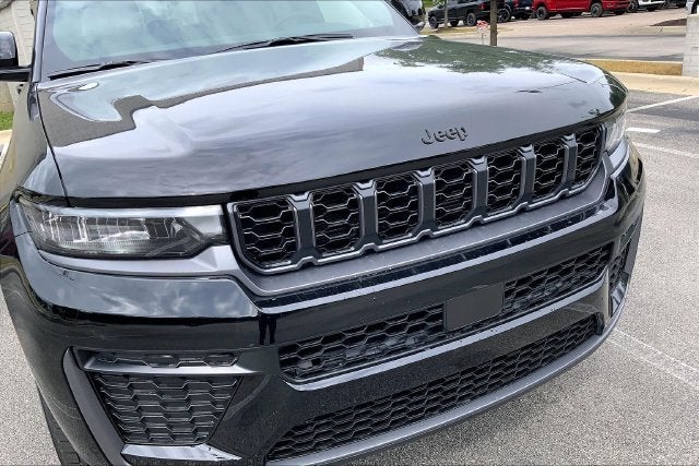 2027 Jeep Grand Cherokee L Laredo Altitude