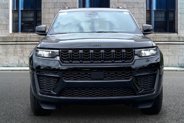 2027 Jeep Grand Cherokee L Laredo Altitude