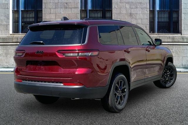2026 Jeep Grand Cherokee L Laredo Altitude
