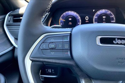 2026 Jeep Grand Cherokee L Laredo Altitude