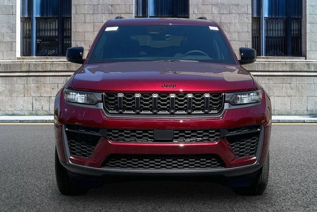 2026 Jeep Grand Cherokee L Laredo Altitude
