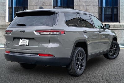 2027 Jeep Grand Cherokee L Laredo Altitude