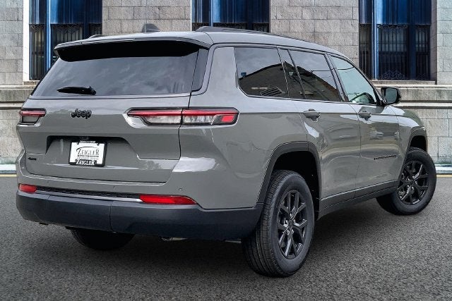 2027 Jeep Grand Cherokee L Laredo Altitude