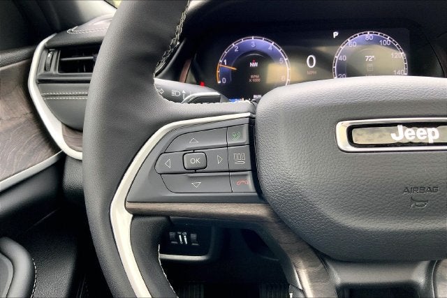 2027 Jeep Grand Cherokee L Laredo Altitude