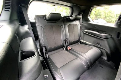 2027 Jeep Grand Cherokee L Laredo Altitude