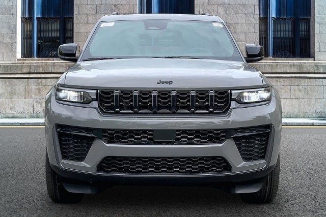 2027 Jeep Grand Cherokee L Laredo Altitude