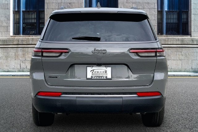 2027 Jeep Grand Cherokee L Laredo Altitude