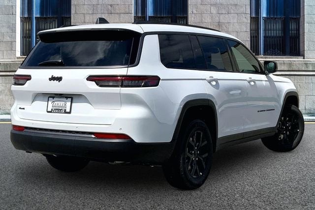 2026 Jeep Grand Cherokee L Laredo Altitude
