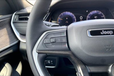 2026 Jeep Grand Cherokee L Laredo Altitude