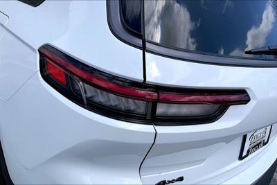 2026 Jeep Grand Cherokee L Laredo Altitude