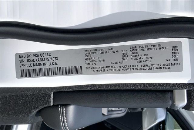 2026 Jeep Grand Cherokee L Laredo Altitude