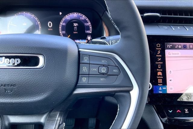 2026 Jeep Grand Cherokee L Laredo Altitude