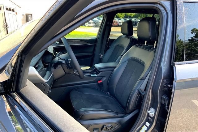 2026 Jeep Grand Cherokee L Laredo Altitude