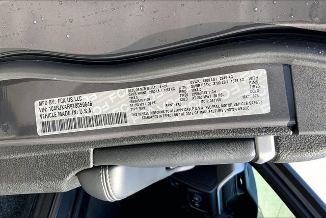 2026 Jeep Grand Cherokee L Laredo Altitude