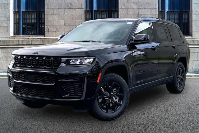2026 Jeep Grand Cherokee L Laredo Altitude