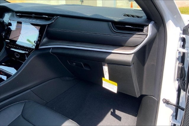 2027 Jeep Grand Cherokee L Limited Reserve