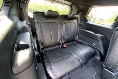 2027 Jeep Grand Cherokee L Limited Reserve