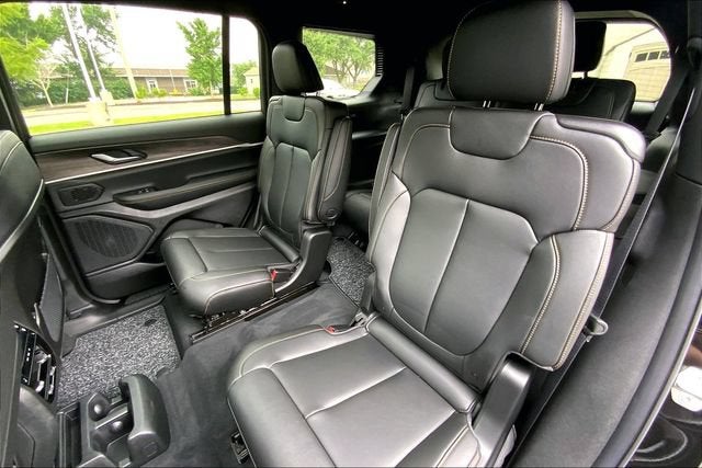 2026 Jeep Grand Cherokee L 85th Anniversary Edition