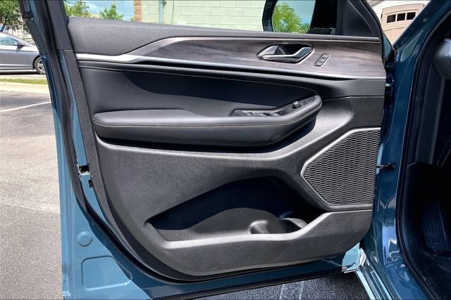 2026 Jeep Grand Cherokee L Limited Reserve