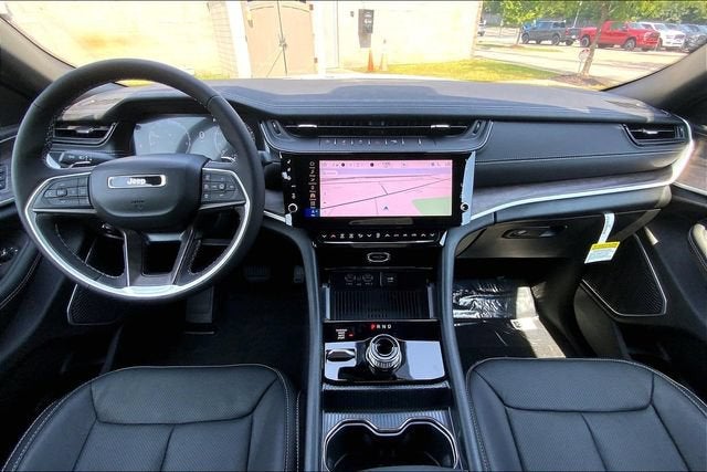 2027 Jeep Grand Cherokee L Limited Reserve