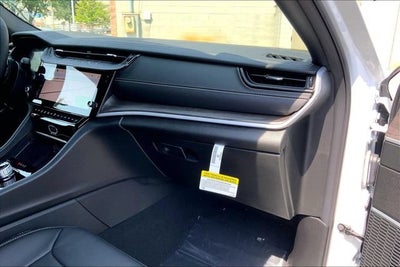 2027 Jeep Grand Cherokee L Limited Reserve