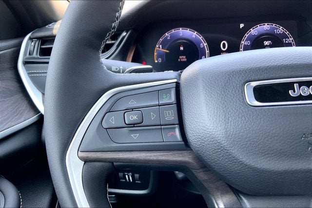 2027 Jeep Grand Cherokee L Limited Reserve