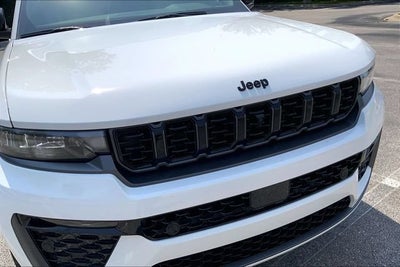 2027 Jeep Grand Cherokee L Limited Reserve