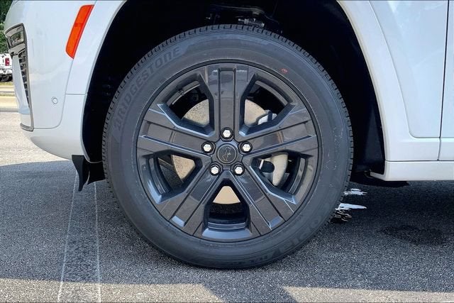 2027 Jeep Grand Cherokee L Limited Reserve