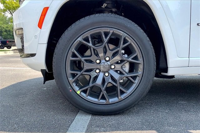 2025 Jeep Grand Cherokee L Summit Reserve