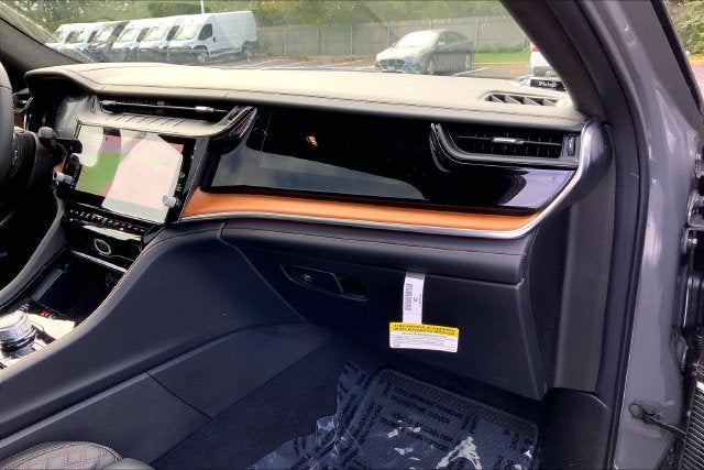 2027 Jeep Grand Cherokee L Summit