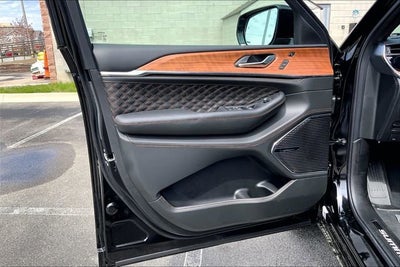 2026 Jeep Grand Cherokee L Summit