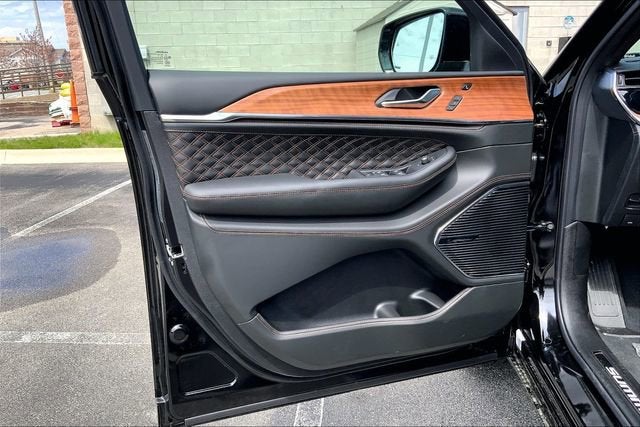 2026 Jeep Grand Cherokee L Summit