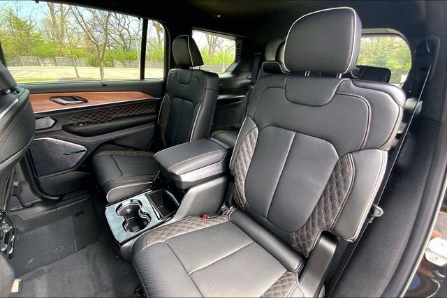 2026 Jeep Grand Cherokee L Summit