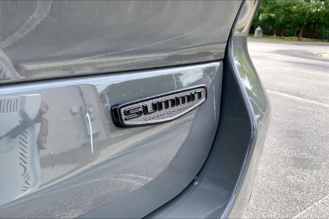 2027 Jeep Grand Cherokee L Summit