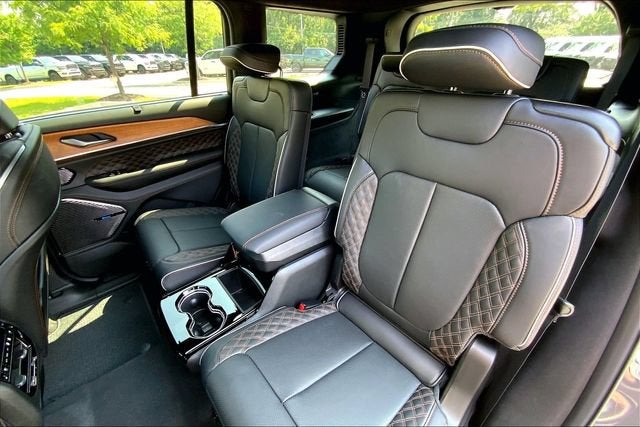 2026 Jeep Grand Cherokee L Summit