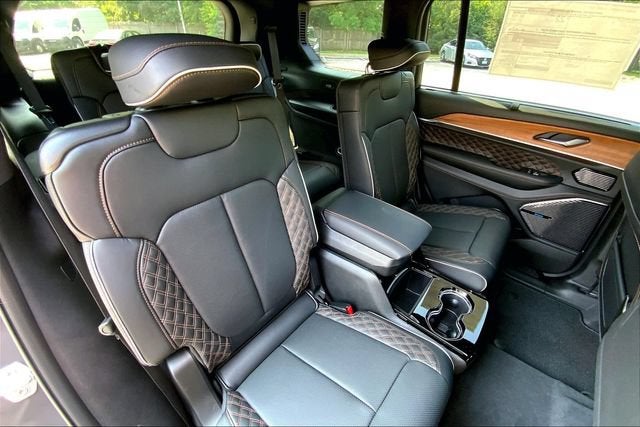 2026 Jeep Grand Cherokee L Summit