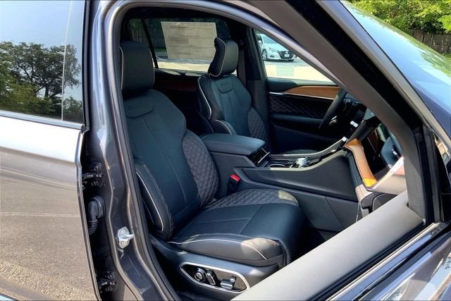 2026 Jeep Grand Cherokee L Summit