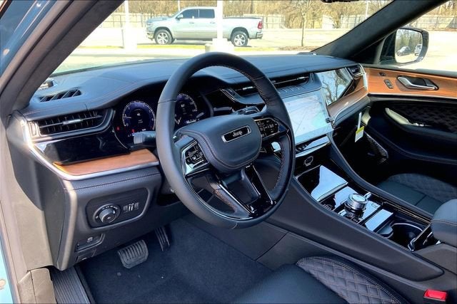 2026 Jeep Grand Cherokee L Summit