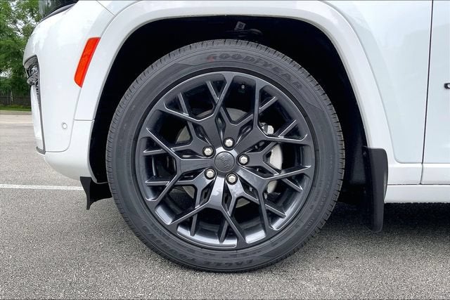 2026 Jeep Grand Cherokee L Summit