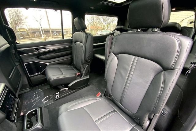 2026 Jeep Grand Wagoneer Limited Reserve