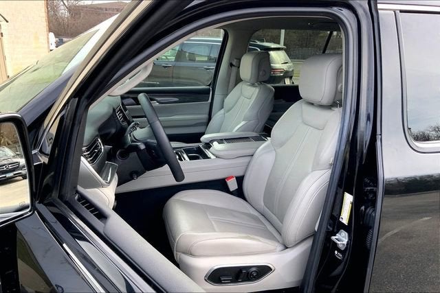 2022 Jeep Wagoneer Series II