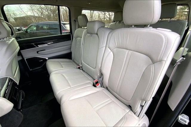 2022 Jeep Wagoneer Series II