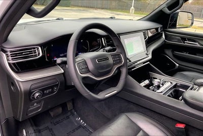 2023 Jeep Wagoneer Series III