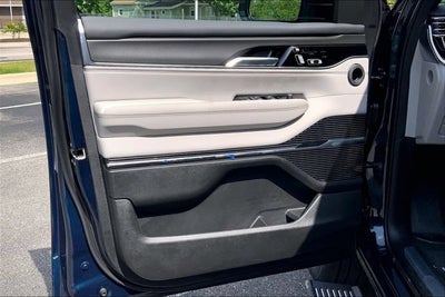 2026 Jeep Grand Wagoneer Summit Obsidian