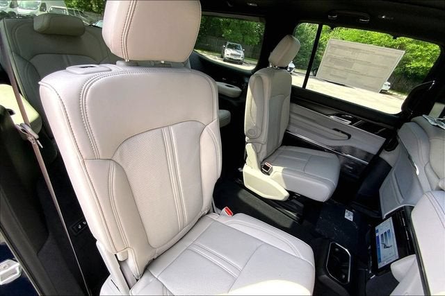 2026 Jeep Grand Wagoneer Summit Obsidian
