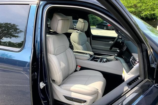 2026 Jeep Grand Wagoneer Summit Obsidian