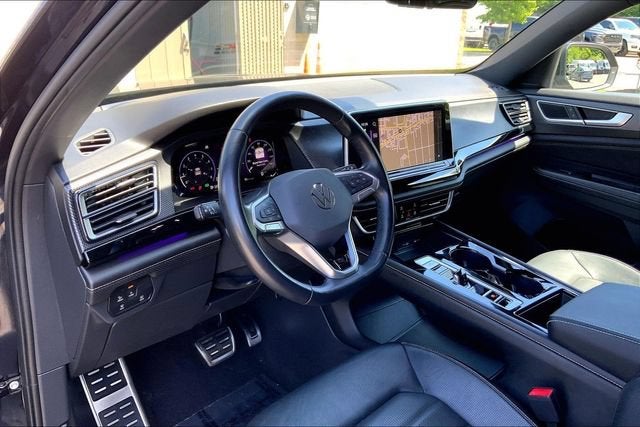 2024 Volkswagen Atlas Cross Sport 2.0T SEL R-Line